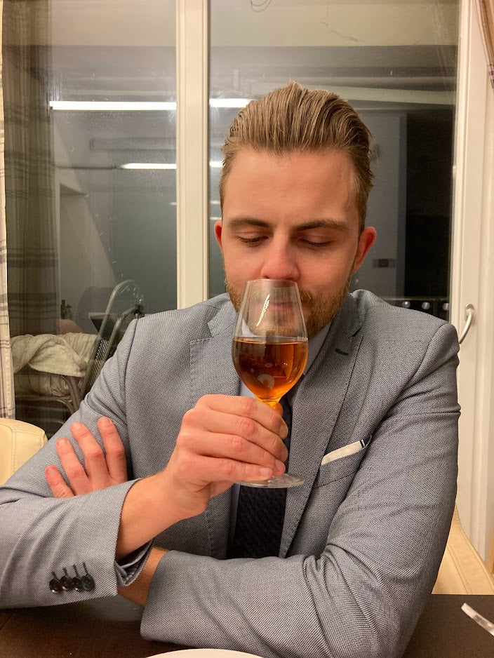 kasper christensen dufter til dessertvin