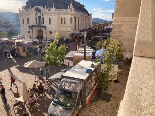 Budapest wine festival, en af gaderne set oppefra